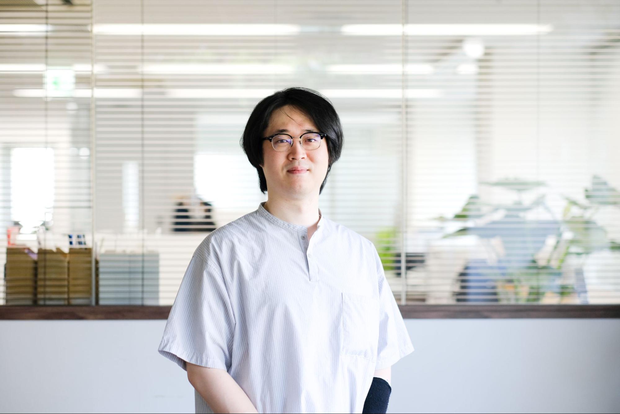 【社員紹介】小説家志望からコーポレートITの頼れる存在へ。失敗から学んで成長したこと