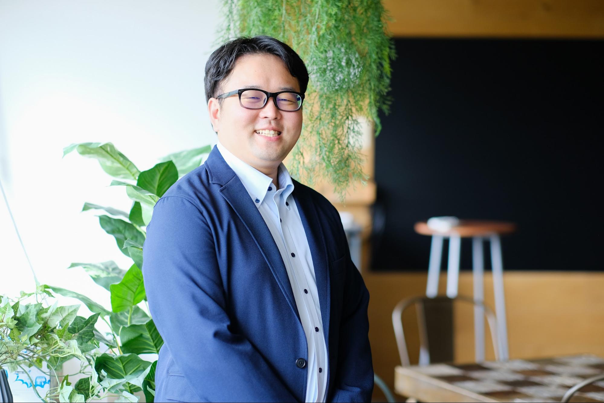 安定した職と稼げるスキルの両方を身につけるためUGへ。キャリアと人生を豊かにする成長戦略